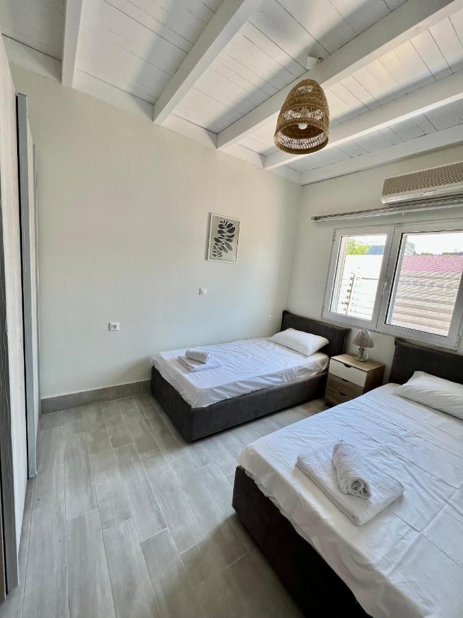 Vaso Beach Front Villa Іялісос Екстер'єр фото